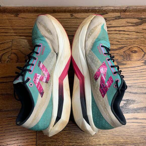 New Balance FuelCell SuperComp 11  NYC Running Shoes (Hole) main image 4